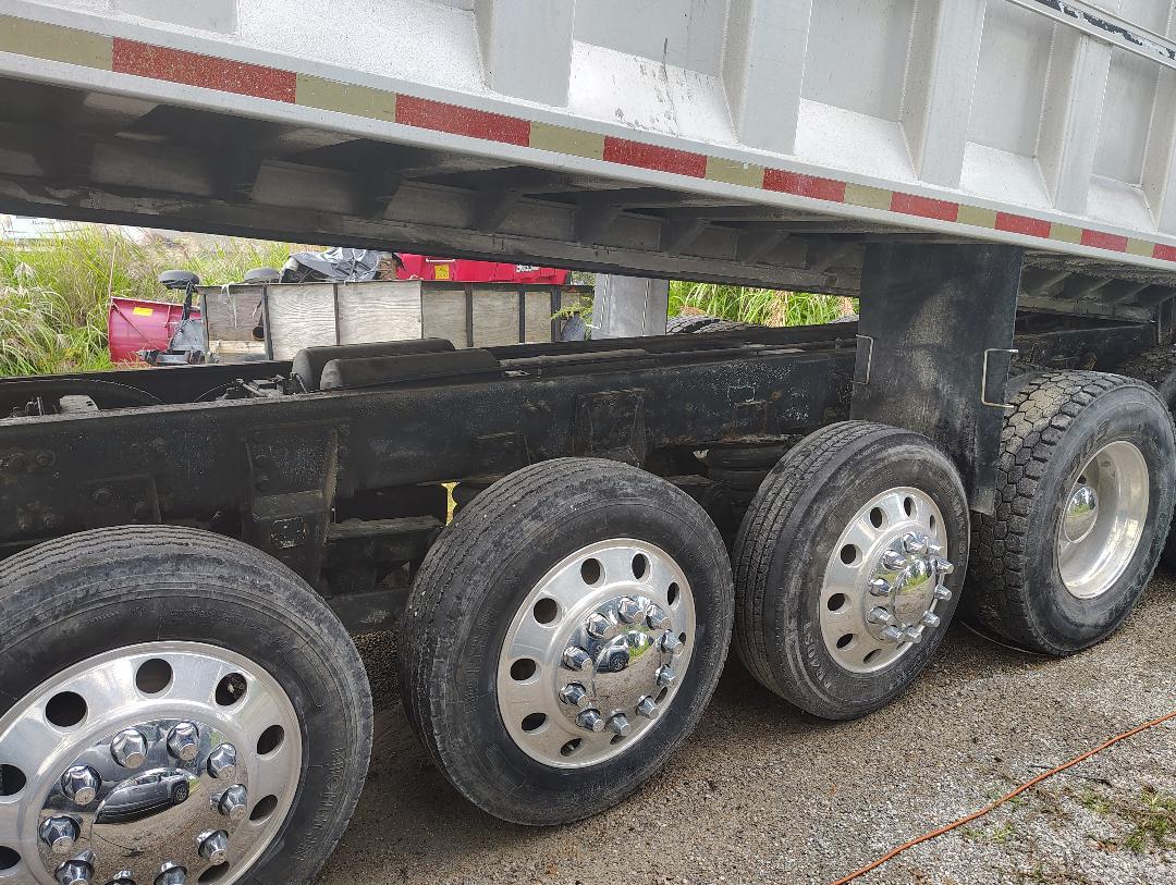 1999 FREIGHTLINER 5-Axle - Image 12